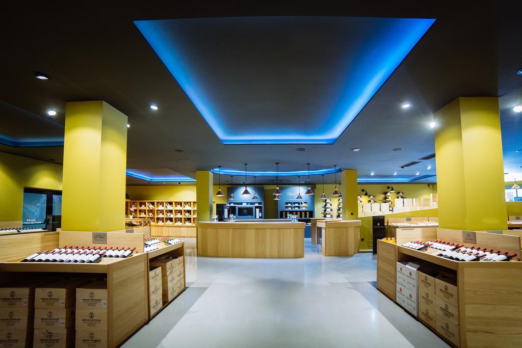 奥斯比达雷城堡酒店 纳博讷 外观 照片